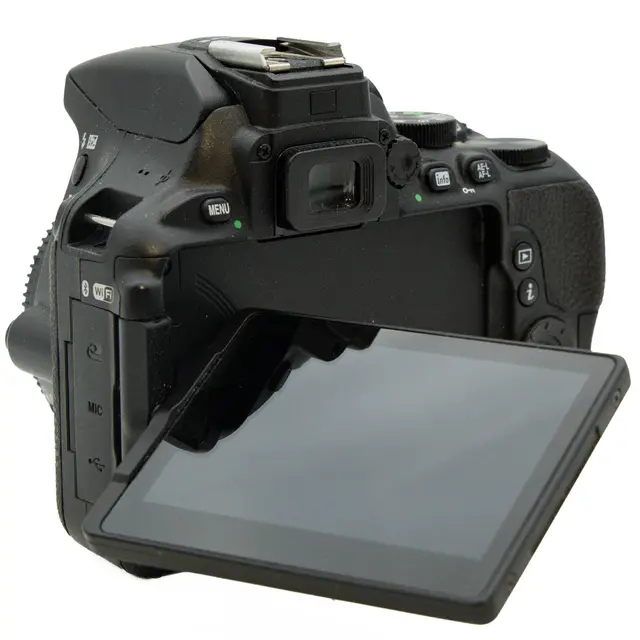 Nikon D5600 Tilstand: 1 |13098 eksp. 