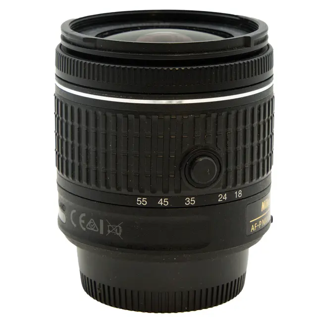 Nikon AF-P DX 18-55mm f/3.5-5.6 VR F Tilstand: 3 | Nikon F 