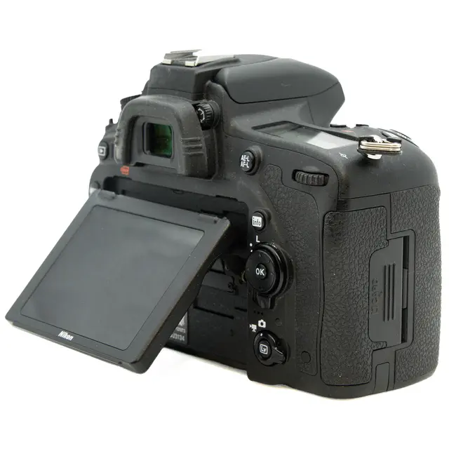 Nikon D750 Tilstand: 2 |7289 eksp. 