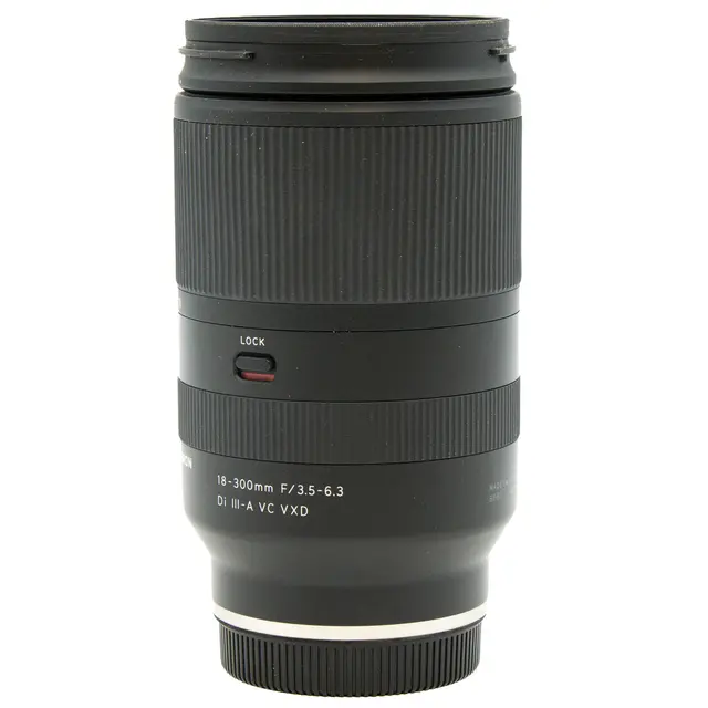 Tamron 18-300mm f/3.5-6.3 Di III Tilstand: 3 | Sony E 