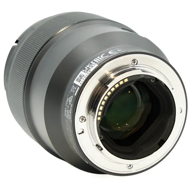 Sony FE 85mm f/1.8 Tilstand: 2 | Sony E 