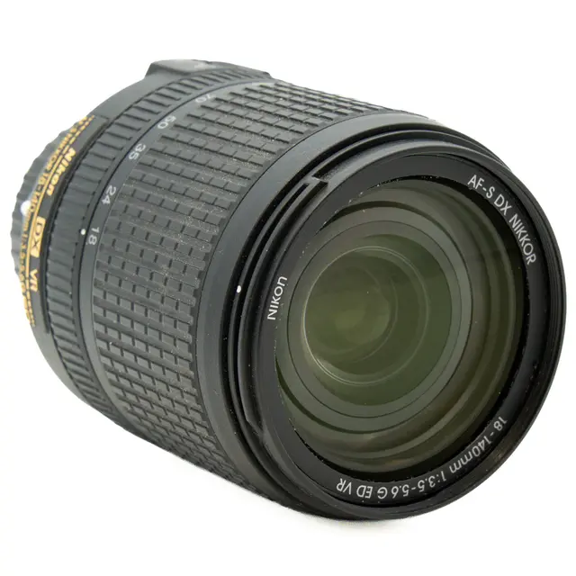 Nikon AF-S DX 18-140mm f/3.5-5.6G ED VR Tilstand: 2 | Nikon F (DX) 