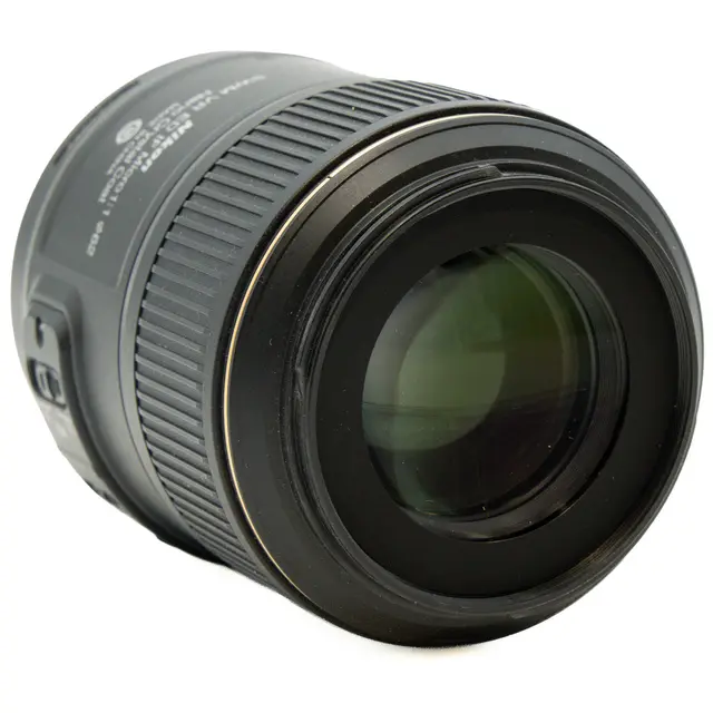 Nikon AF-S Micro 105mm f/2.8 G IF-ED VR Tilstand: 4 | Nikon F 