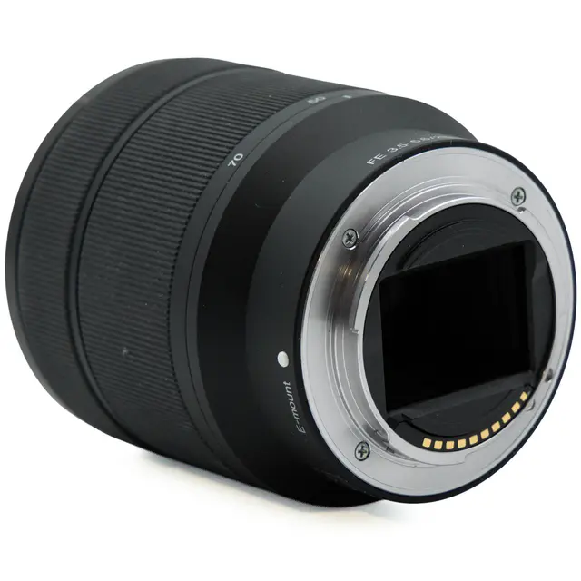 Sony FE 28-70mm f/3.5-5.6 OSS Tilstand: 2 | Sony E 