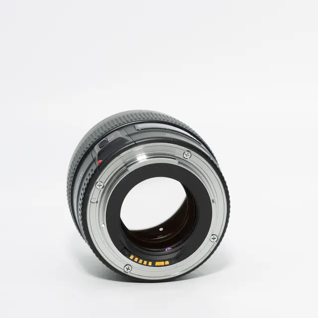 BRUKT Canon EF 85mm f/1.8 USM Tilstand: 3 | Canon EF 