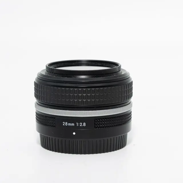 BRUKT Nikon Z 28mm f/2.8 SE Tilstand: 2 | Nikon Z 