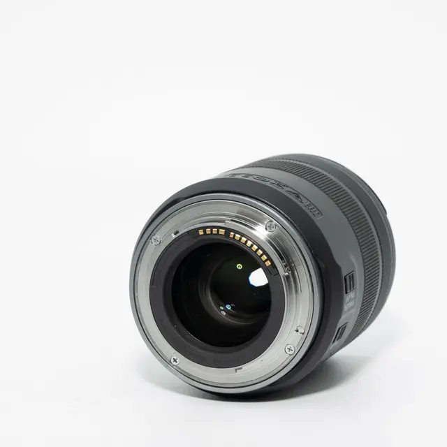 BRUKT Canon RF 85mm f/2 IS STM Macro Tilstand: 2 | Canon RF 