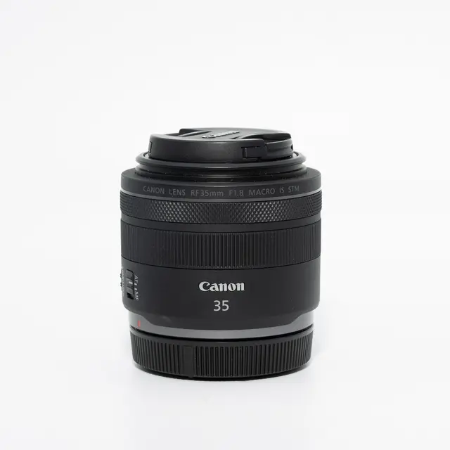 BRUKT Canon RF 35mm f/1.8 IS Macro Tilstand: 2 | Canon RF 