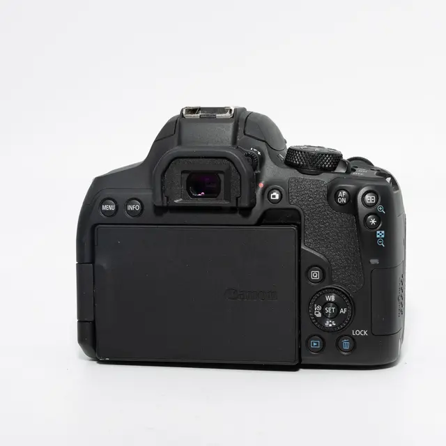 BRUKT Canon EOS 850D Tilstand: 2 |6000 eksp. 