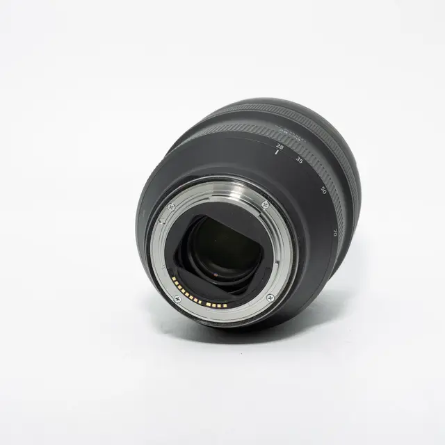 BRUKT Canon RF 28-70mm f/2 L USM Tilstand: 3 | Canon RF 