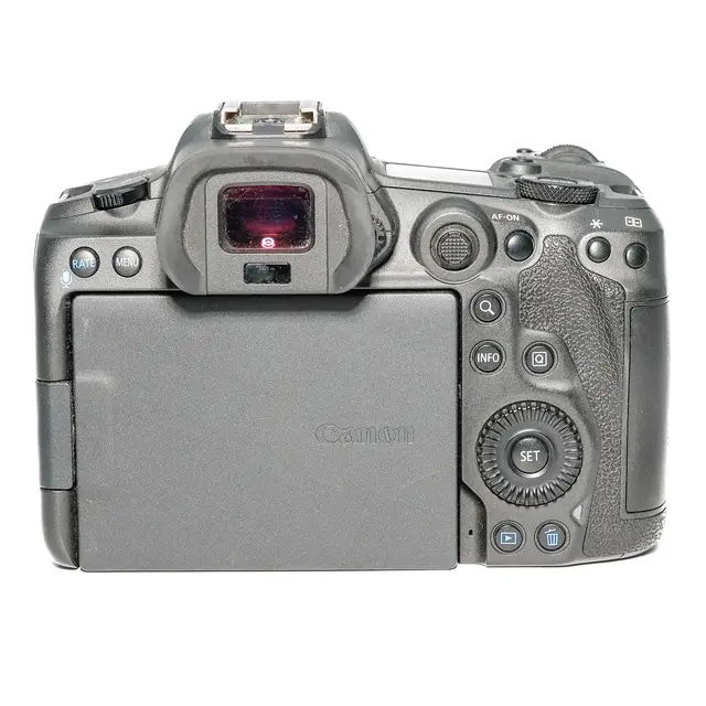 BRUKT Canon EOS R5 Tilstand: 2 