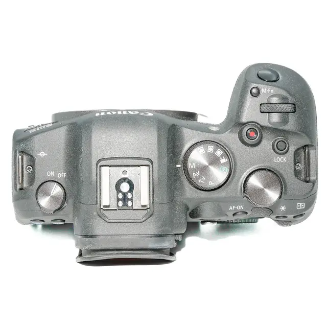 BRUKT Canon EOS R6 Tilstand: 2 