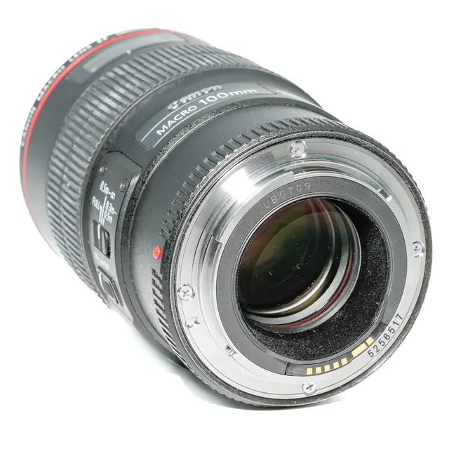BRUKT Canon EF 100mm f/2.8L IS USM Macro Tilstand: 3 | Canon EF 