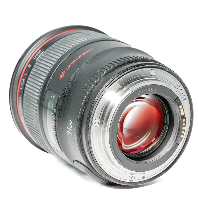BRUKT Canon EF 24mm f/1.4 L USM II Tilstand: 3 | Canon EF 
