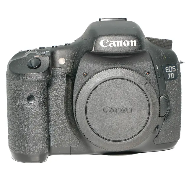 BRUKT Canon EOS 7D Tilstand: 3 | eksp. 