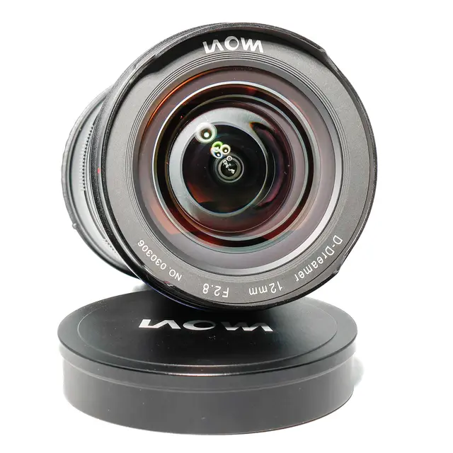BRUKT Laowa 12mm f/2.8 Zero-D Tilstand: 2 | Canon RF 