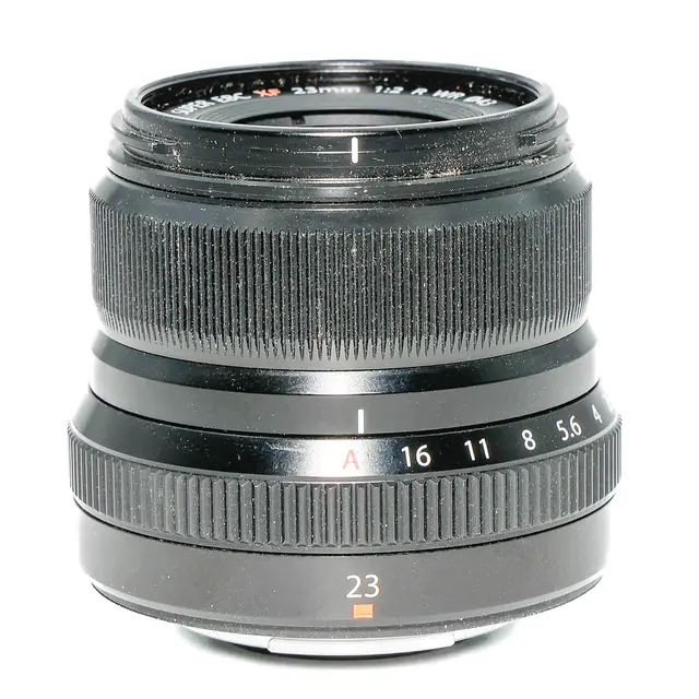 BRUKT Fujifilm XF 23mm f/2 R WR Tilstand: 3 | MFT 