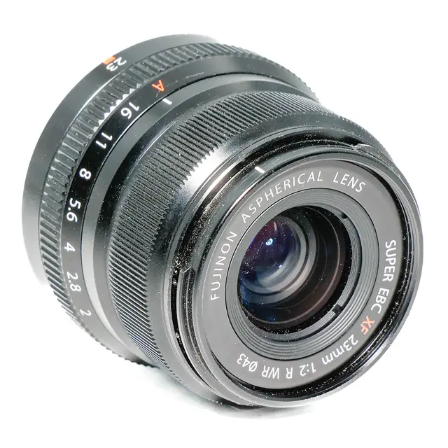 BRUKT Fujifilm XF 23mm f/2 R WR Tilstand: 3 | MFT 