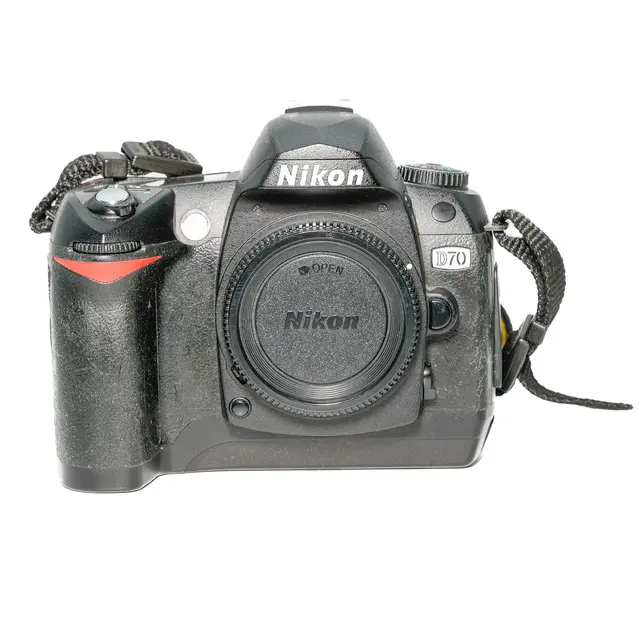 BRUKT Nikon D70 Tilstand: 3 | eksp. 