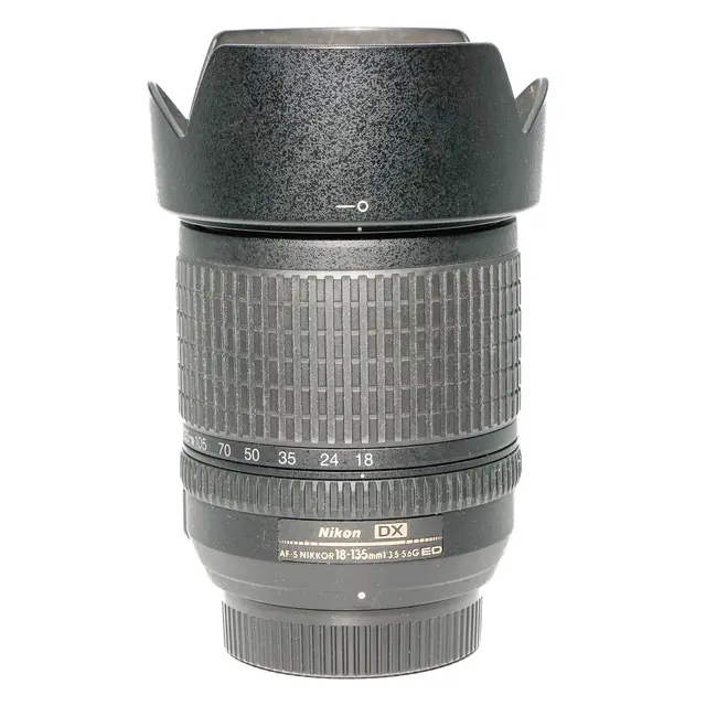 BRUKT Nikon AF-S 18-135mm f/3.5-5.6G ED Tilstand: 3 | Nikon F (DX) 