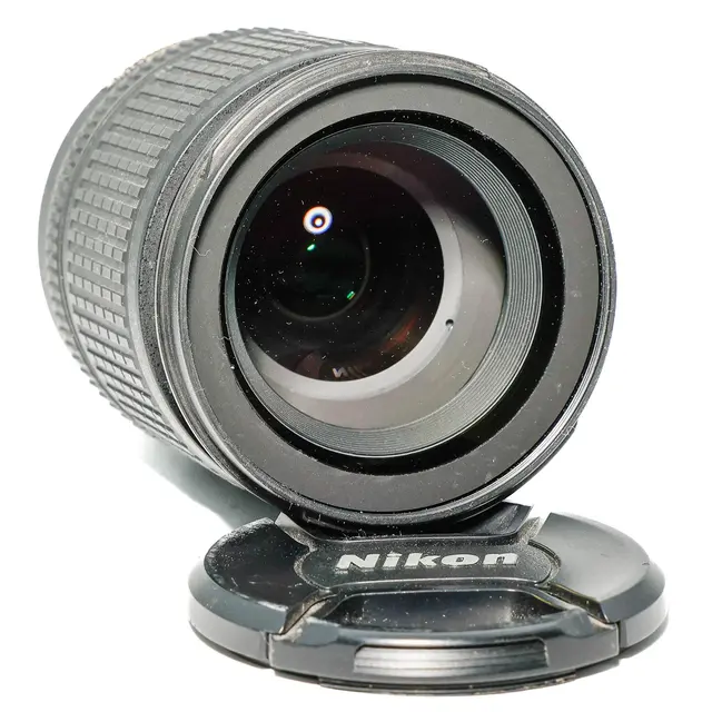 BRUKT Nikon AF-S 18-135mm f/3.5-5.6G ED Tilstand: 3 | Nikon F (DX) 