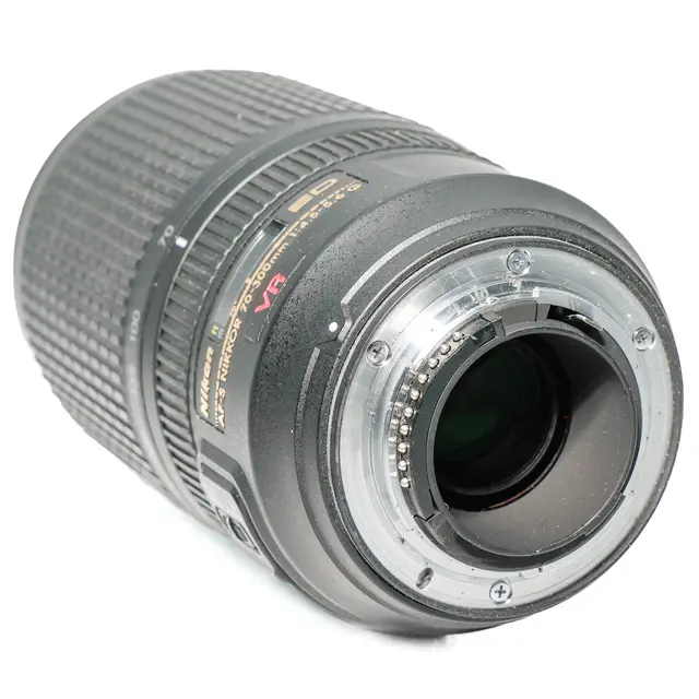 BRUKT Nikon AF-S 70-300mm f/4.5-5.6G VR Tilstand: 3 | Nikon F (FX) 