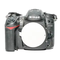 BRUKT Nikon D7000 Tilstand: 3 | eksp.