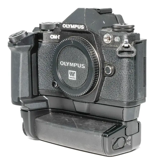 BRUKT Olympus OM-D E-M5 II Tilstand: 3 