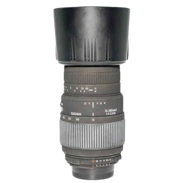 BRUKT Sigma 70-300mm f/4-5.6 DG Tilstand: 3 | Nikon F (DX) 