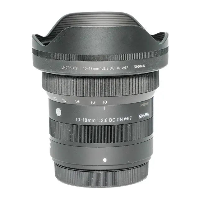 BRUKT Sigma 10-18mm f/2.8 DC DN C Tilstand: 3 | Fujifilm X 