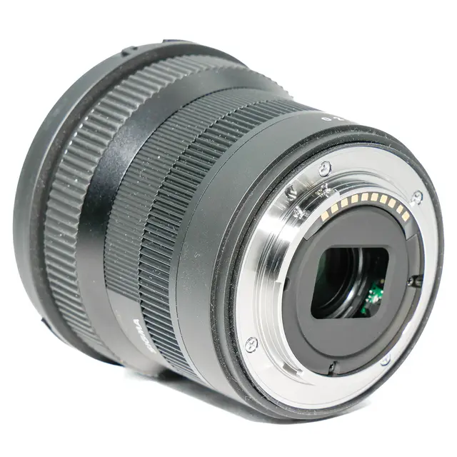 BRUKT Sigma 10-18mm f/2.8 DC DN C Tilstand: 3 | Fujifilm X 