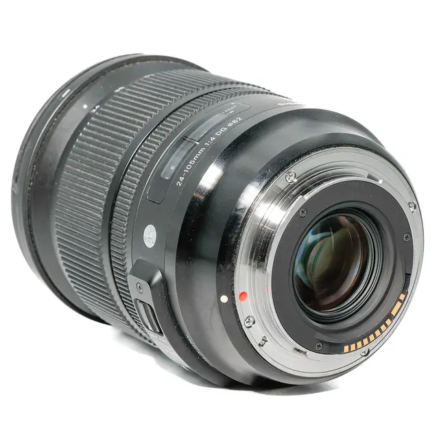BRUKT Sigma 24-105mm f/4 DG OS HSM Tilstand: 2 | Canon EF 