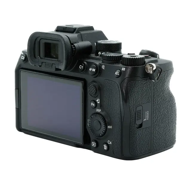 BRUKT Sony A7 IV Tilstand: 2 | 21 295 eksp. 