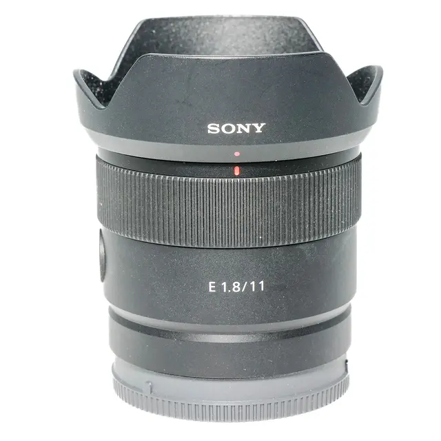 BRUKT Sony E 11mm f/1.8 Tilstand: 2 | Sony E 