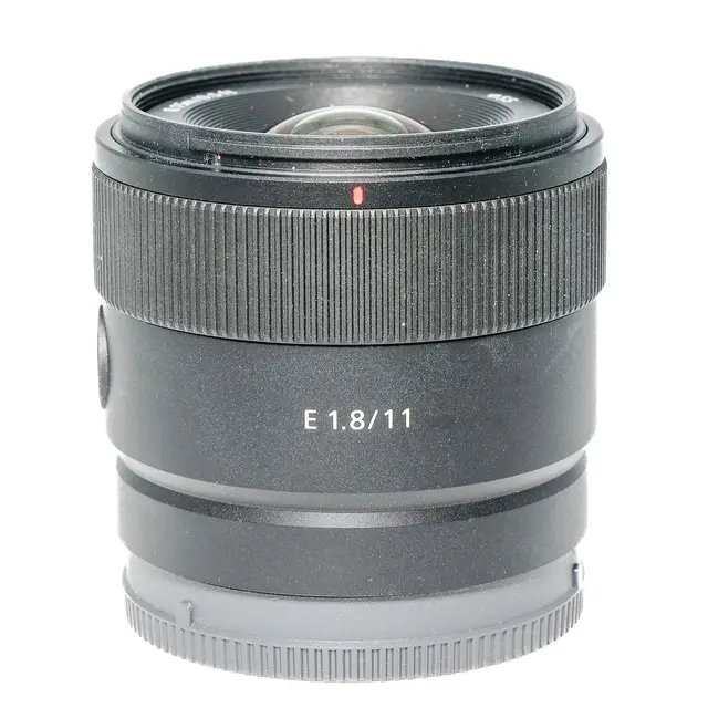 BRUKT Sony E 11mm f/1.8 Tilstand: 2 | Sony E 
