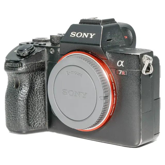 BRUKT Sony A7R III Tilstand: 3 | eksp. 