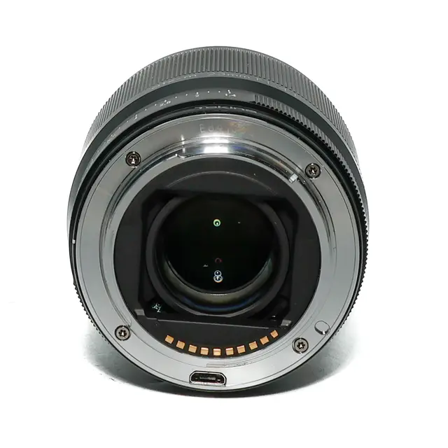 BRUKT Tokina ATX-M 23mm f/1.4 Tilstand: 2 | Sony E APS-C 
