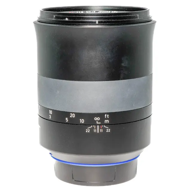 BRUKT Zeiss Milvus 135mm f/2.0 Tilstand: 1 | Canon EF 
