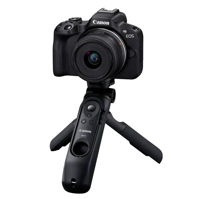Canon EOS R50 Creator RF-S f/4.5-6.3 IS Med 18-45mm STM Kit