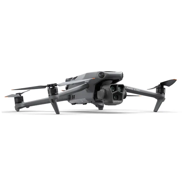 DJI Mavic 3 Pro Fly More Combo Med RC fjernkontroll 