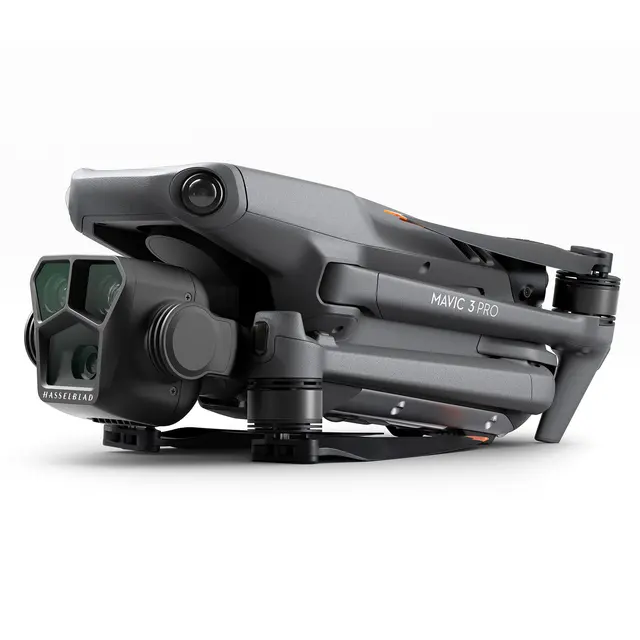 DJI Mavic 3 Pro Fly More Combo Med RC fjernkontroll 