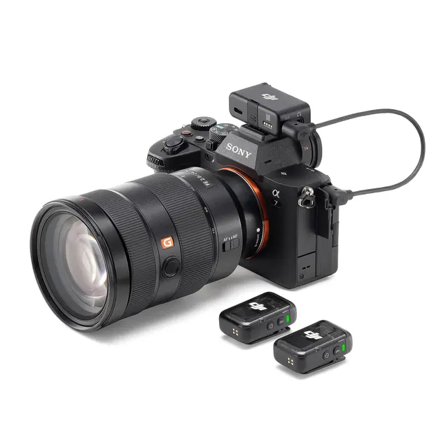 DJI Mic 2 (2 TX + 1 RX + Charging Case) 2 Mic/Sendere, 1 mottaker og ladeetui 