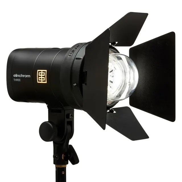 Elinchrom THREE Off-Camera Flash Dual 2stk 260Ws, USB-C ladbar LiIon batteri. 
