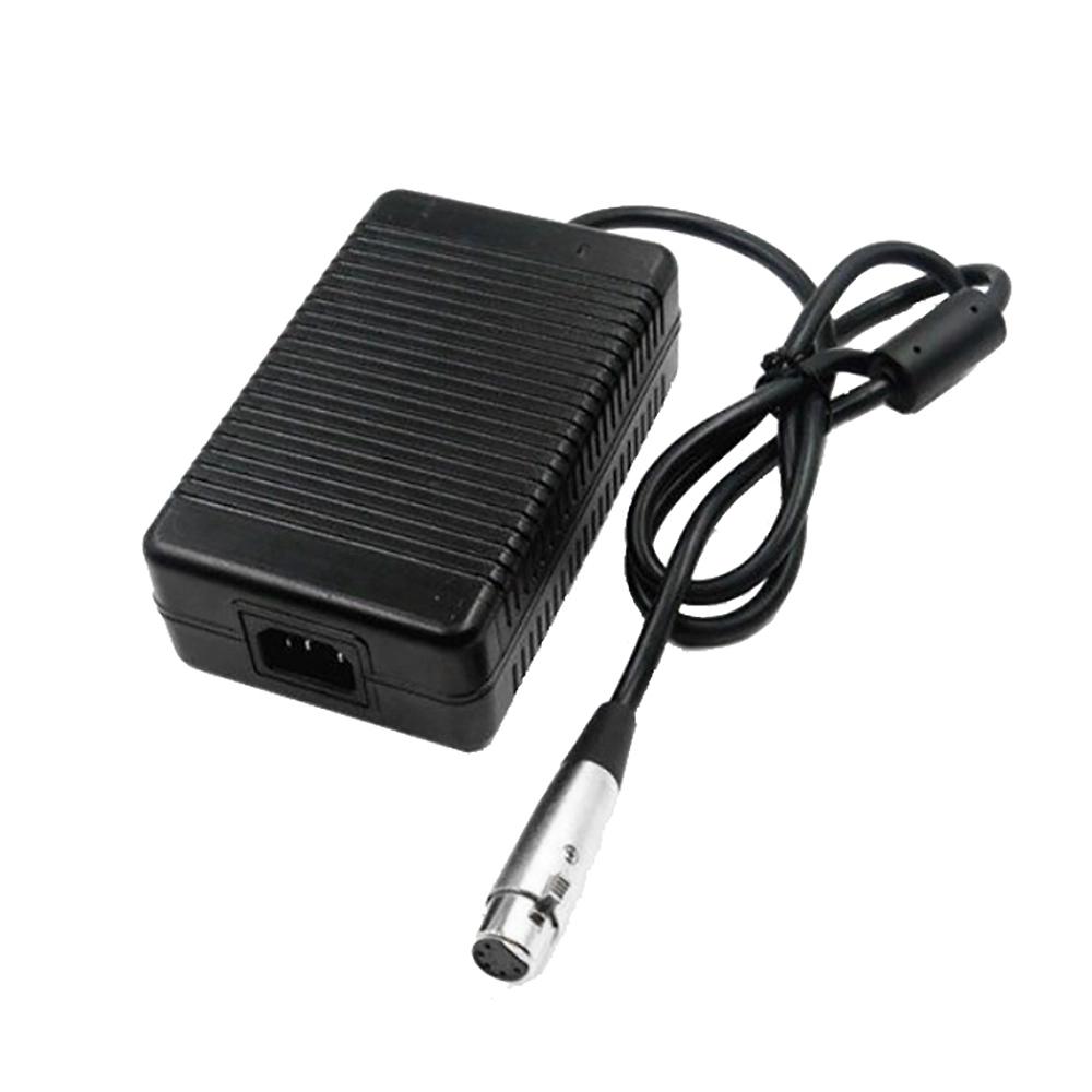 Feelworld AC adapter 12V 5A 12V/5A Strømforskyning