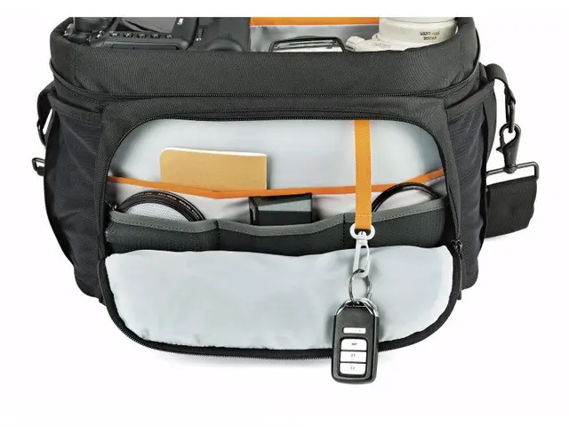 Lowepro Nova 200 AW II Skulder bag 35 x 20 x 18,5 cm 