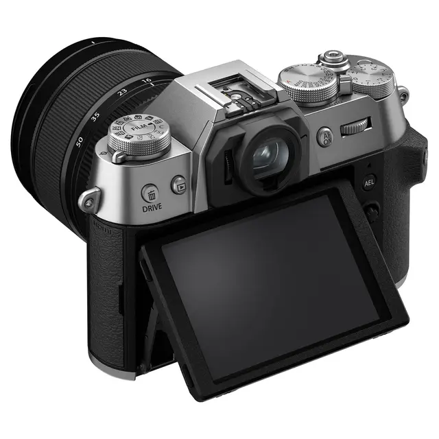Fujifilm X-T50 m/16-50mm f/2.8-4.8 R LM Sølv. 40.2 MP. APS-C. X-Processor 5 