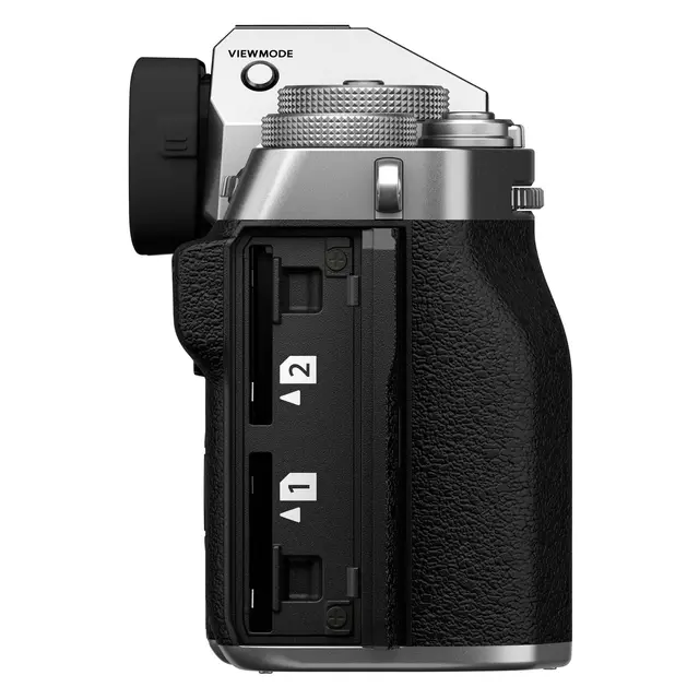 Fujifilm X-T5 Sølv m/ XF 16-50mm XF 16-50mm f/2.8-4.8 R LM WR Sort 