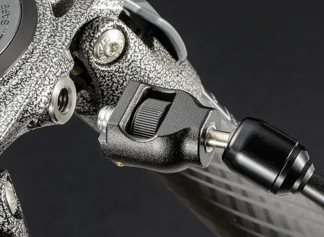 Gitzo GT4543LS Systematic Tripod Ser. 4 Carbon, 4 ledd. Vekt 2,38 kg Max 1,58m 