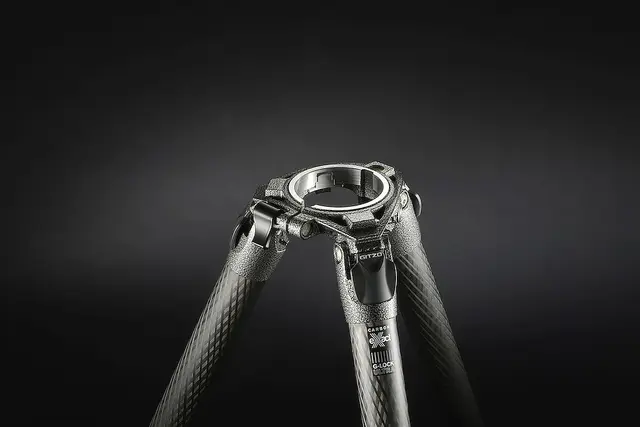 Gitzo GT4543LS Systematic Tripod Ser. 4 Carbon, 4 ledd. Vekt 2,38 kg Max 1,58m 