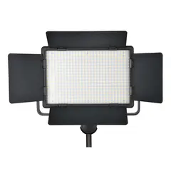 Godox LED 500C Bi-Color med Barndoors 39 x 30 cm. 32W. 3300-5600K